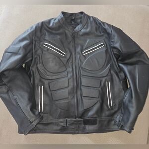 Men's Padded, Lined, Black Biker Leather Jacket, Real Leather Brand Size 2XL mot
